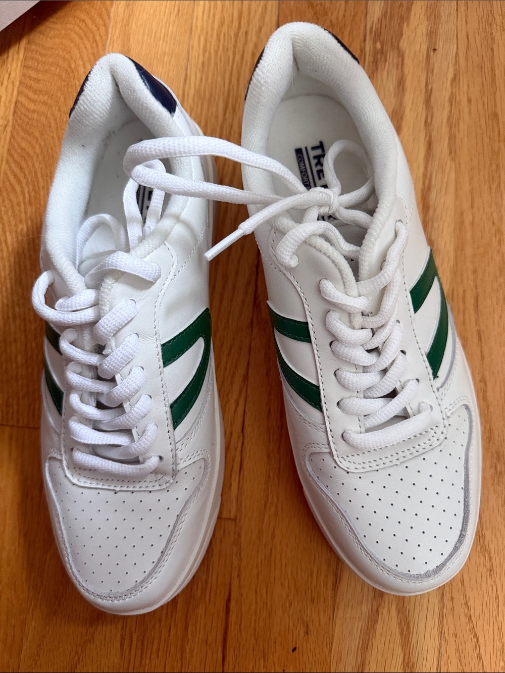 Tretorn White Sneakers with Green Stripes
